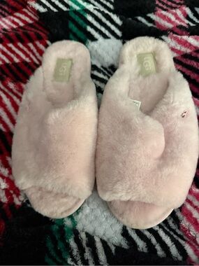 UGG Blush Pink Plush Open-Toe Slide Slippers